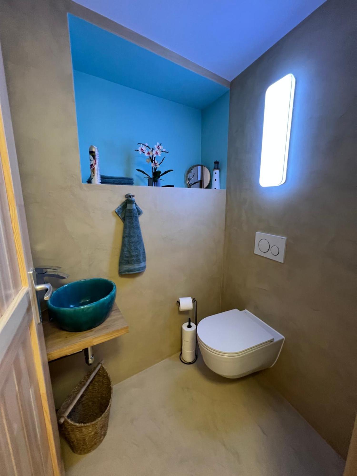 Appartement Marys Family Friendly Apartments,visit Rhine Falls For Free If 2 Nights, Soho 95m2 2-bedrooms 2nd Floor & South 105m2 3-bedrooms & Loft 115m2 3-bedrooms With Galerie,loft Netz 20m2, Pinball, Schaffhausen-hemmental, Rheinfall 10 K Schaffhouse