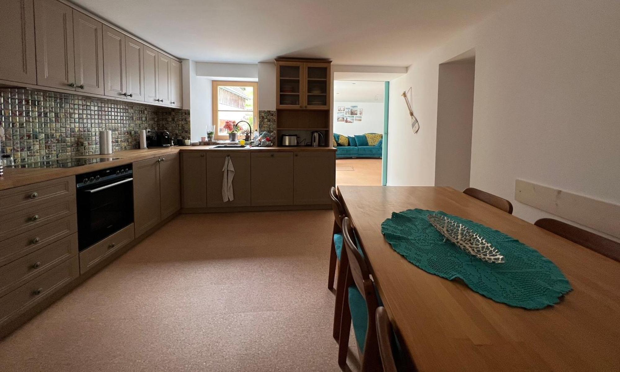 Mary's Family Apartments: Spacious Soho, South Beach, Or Loft Near Rhine Falls * Schaffhausen