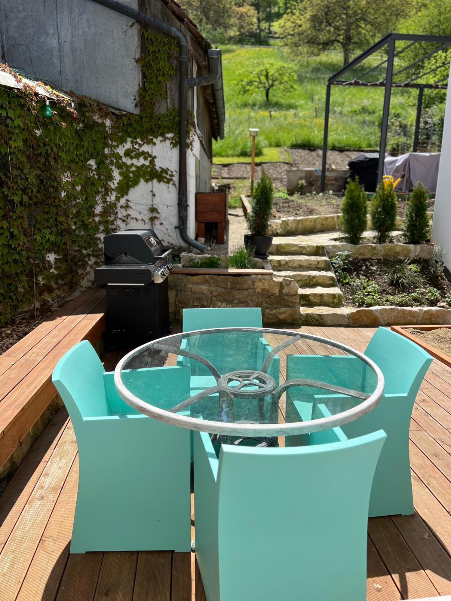 Mary's Family Apartments: Spacious Soho, South Beach, Or Loft Near Rhine Falls Schaffhausen