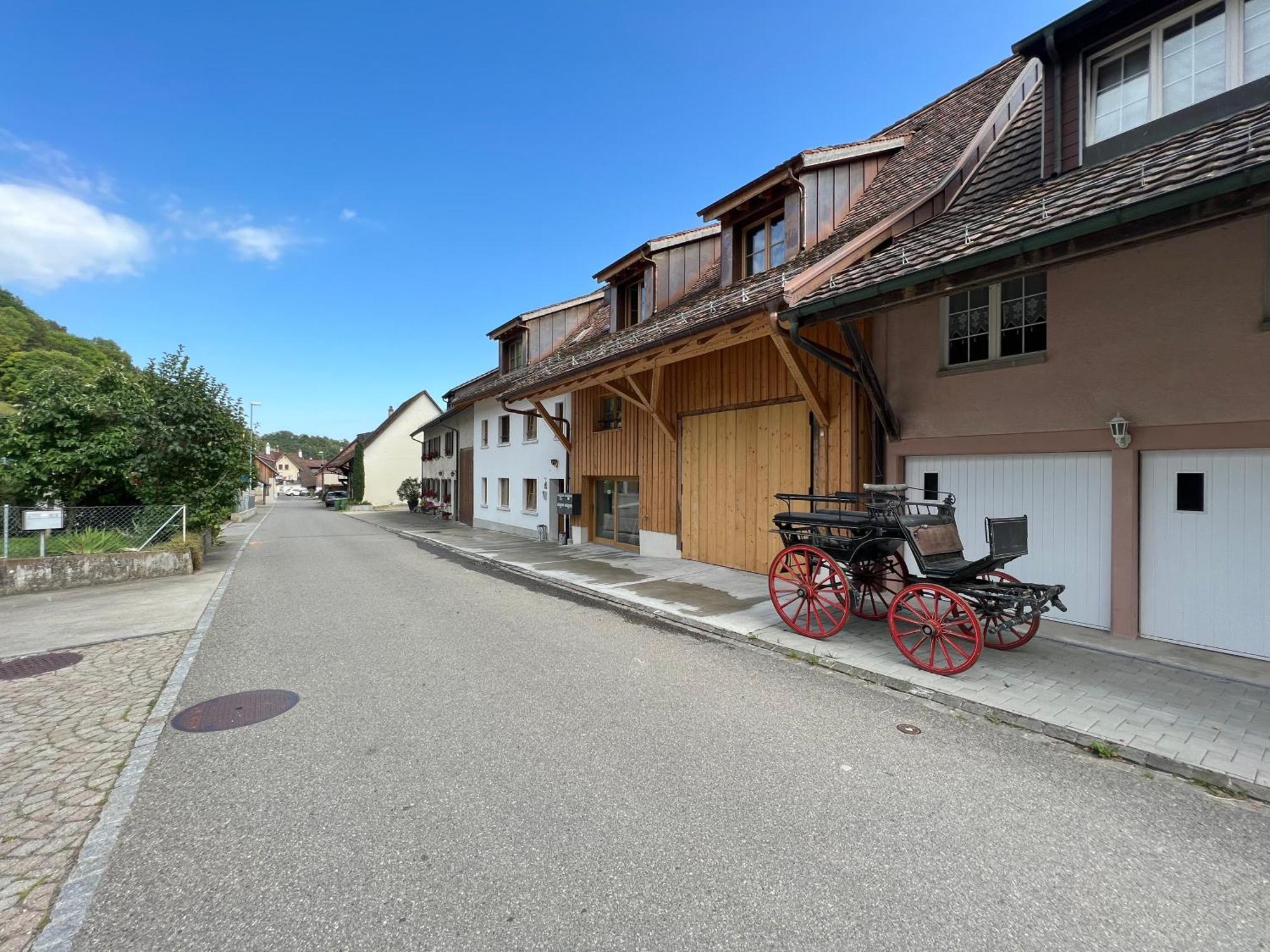 Apartment Mary's Family Apartments: Spacious Soho, South Beach, Or Loft Near Rhine Falls
